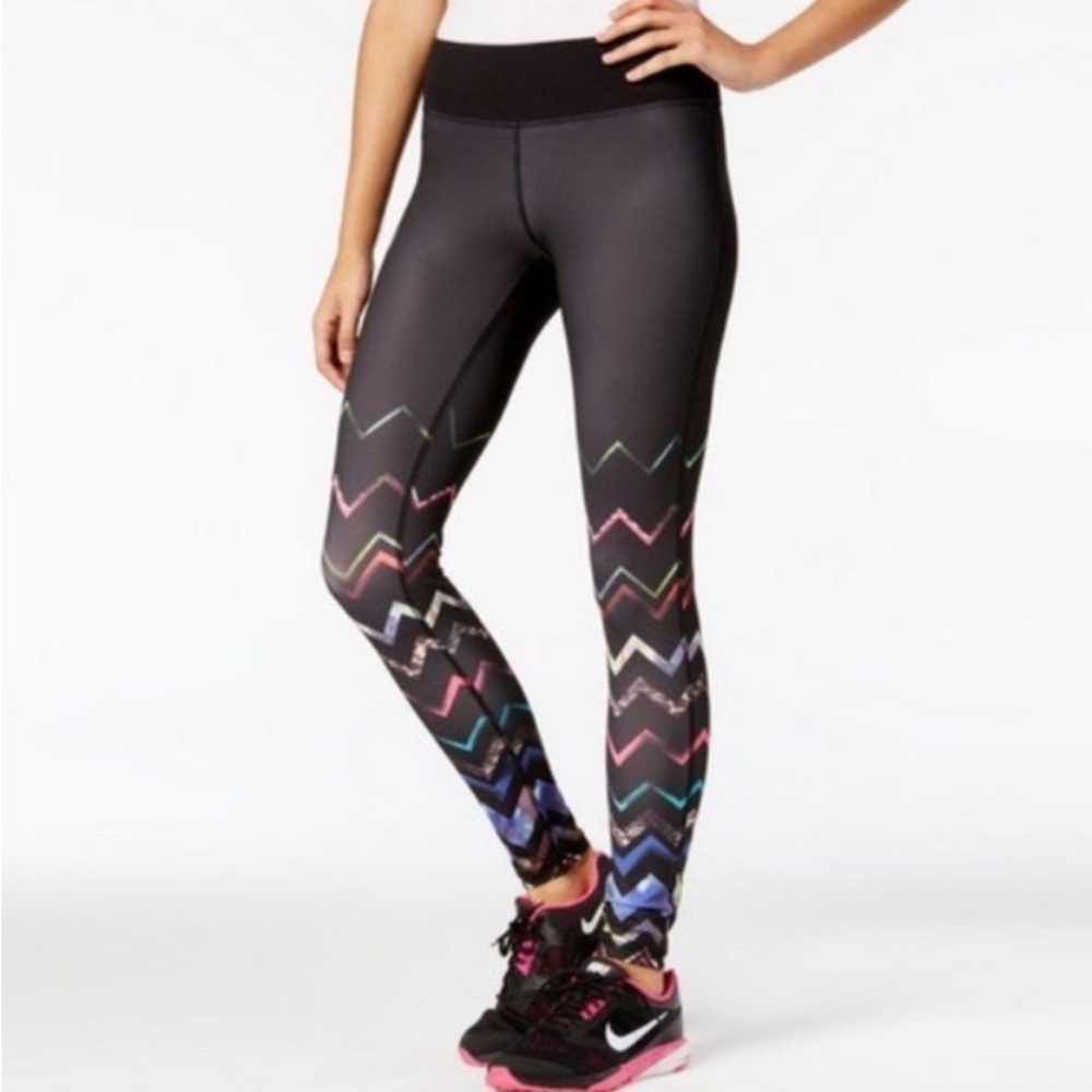 Material Girl (NEW) Active Printed Yoga Leggings nwt black xs x small